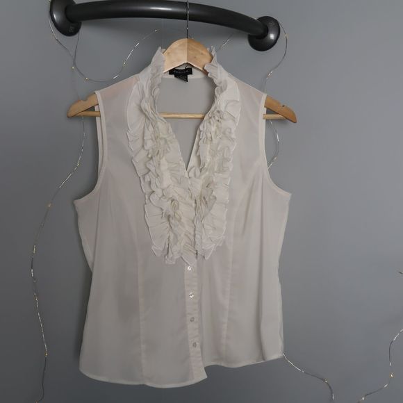 Spense Ruffle Front Sleeveless Button Up - Picture 6 of 6